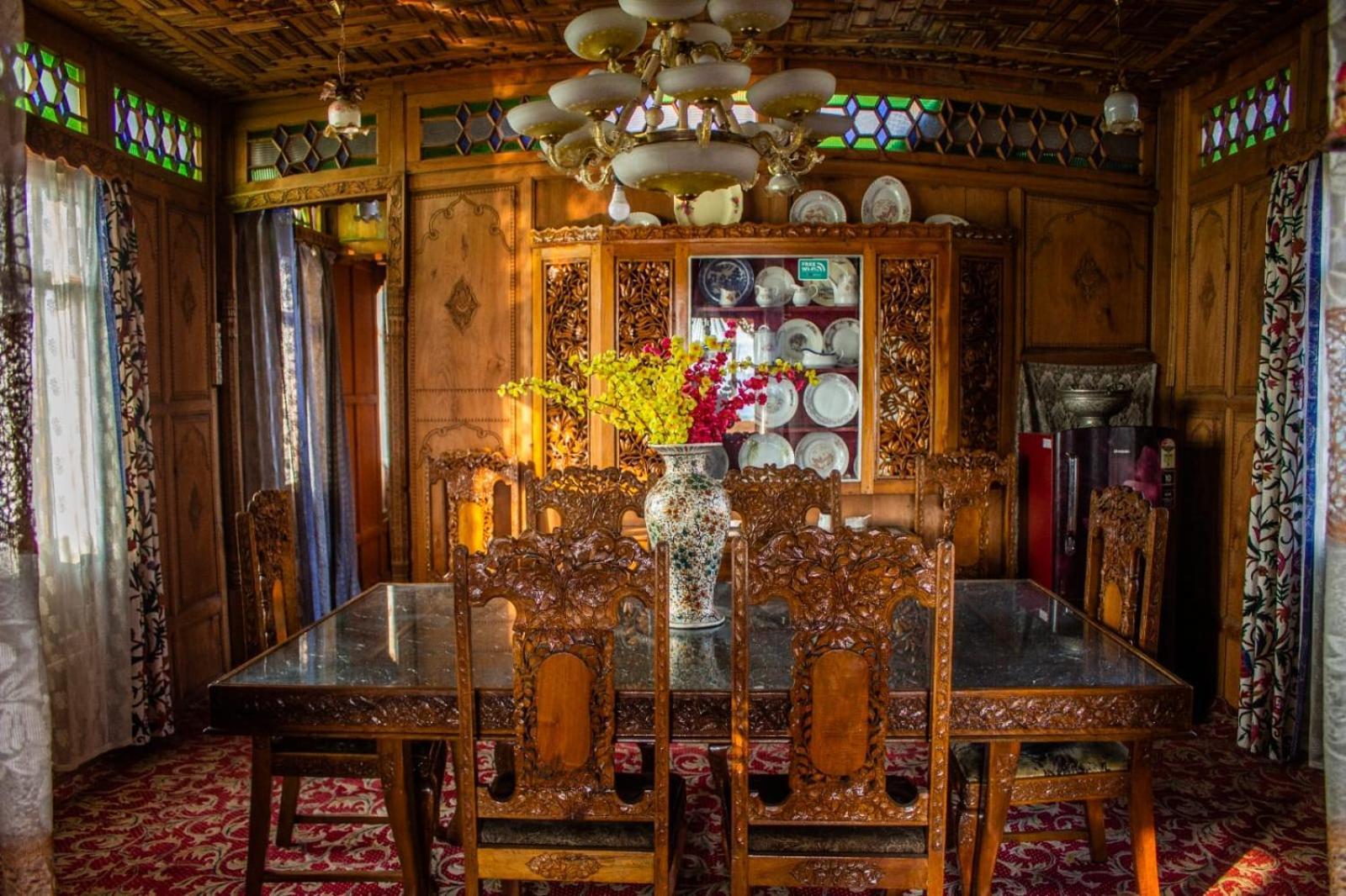 House Boat New Manora Bed and Breakfast Srīnagar Buitenkant foto